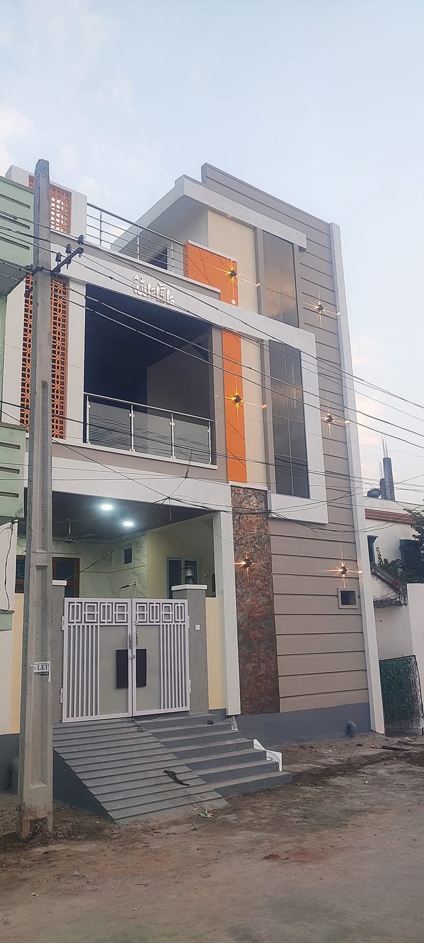 Contemporary Geometric Residence