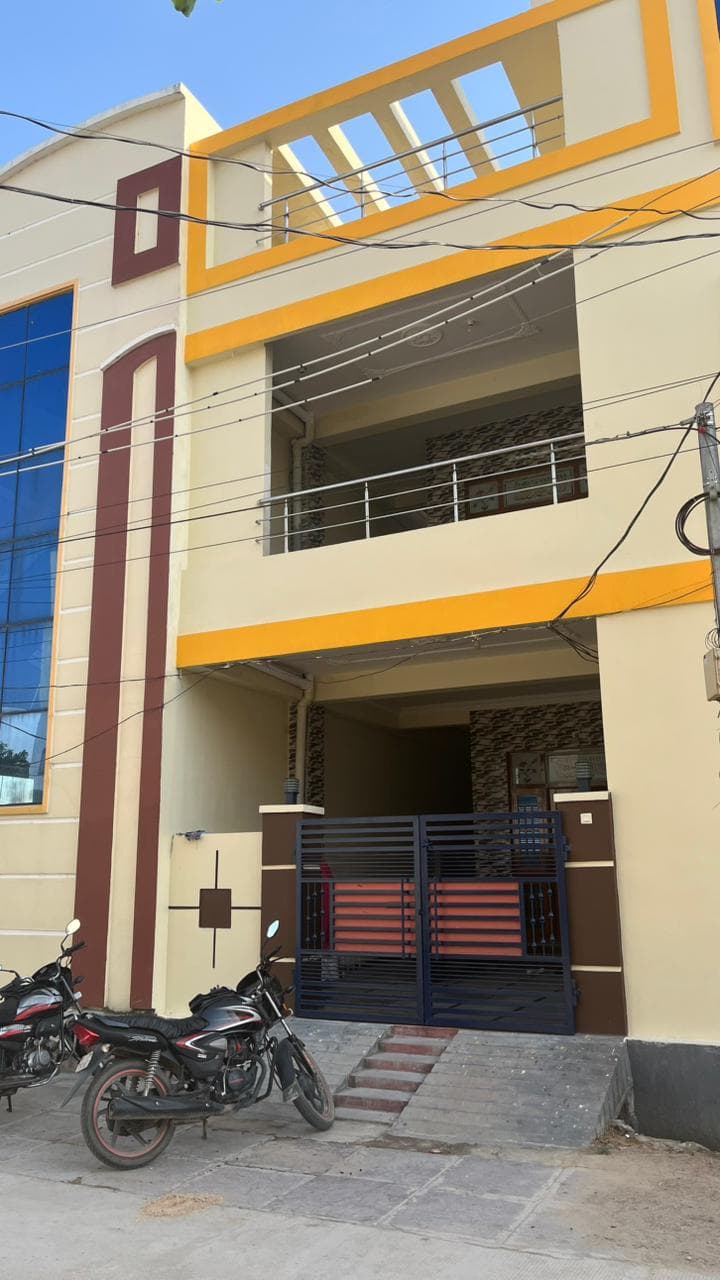 Minimalist Yellow-Framed Terrace